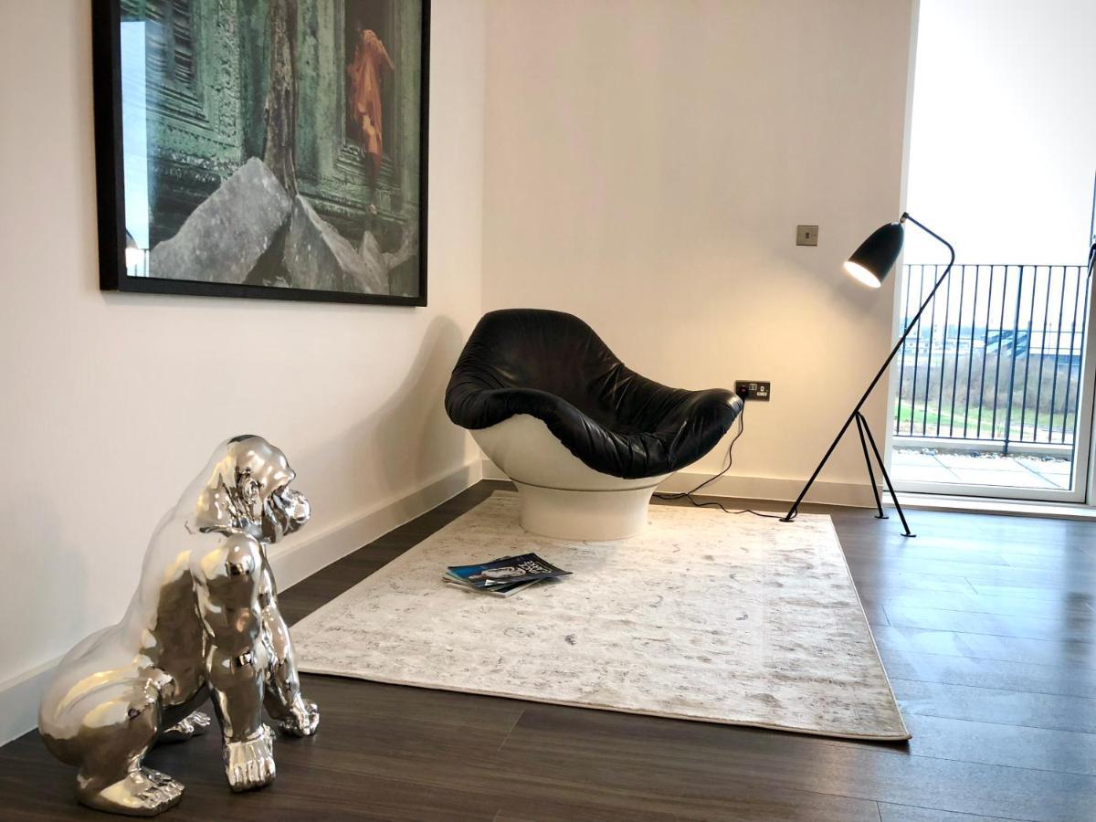 Panoramic Park And City Penthouses Retreat 런던 외부 사진