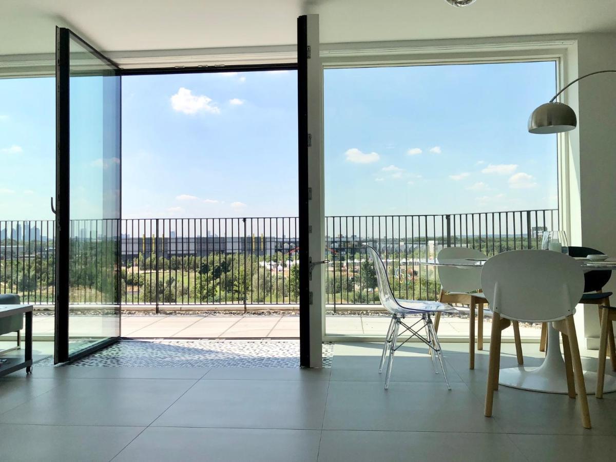 Panoramic Park And City Penthouses Retreat 런던 외부 사진