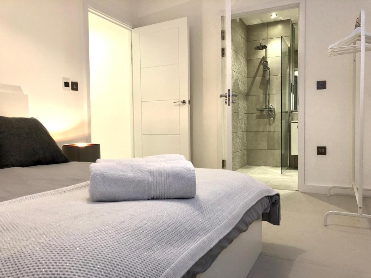 Panoramic Park And City Penthouses Retreat 런던 외부 사진