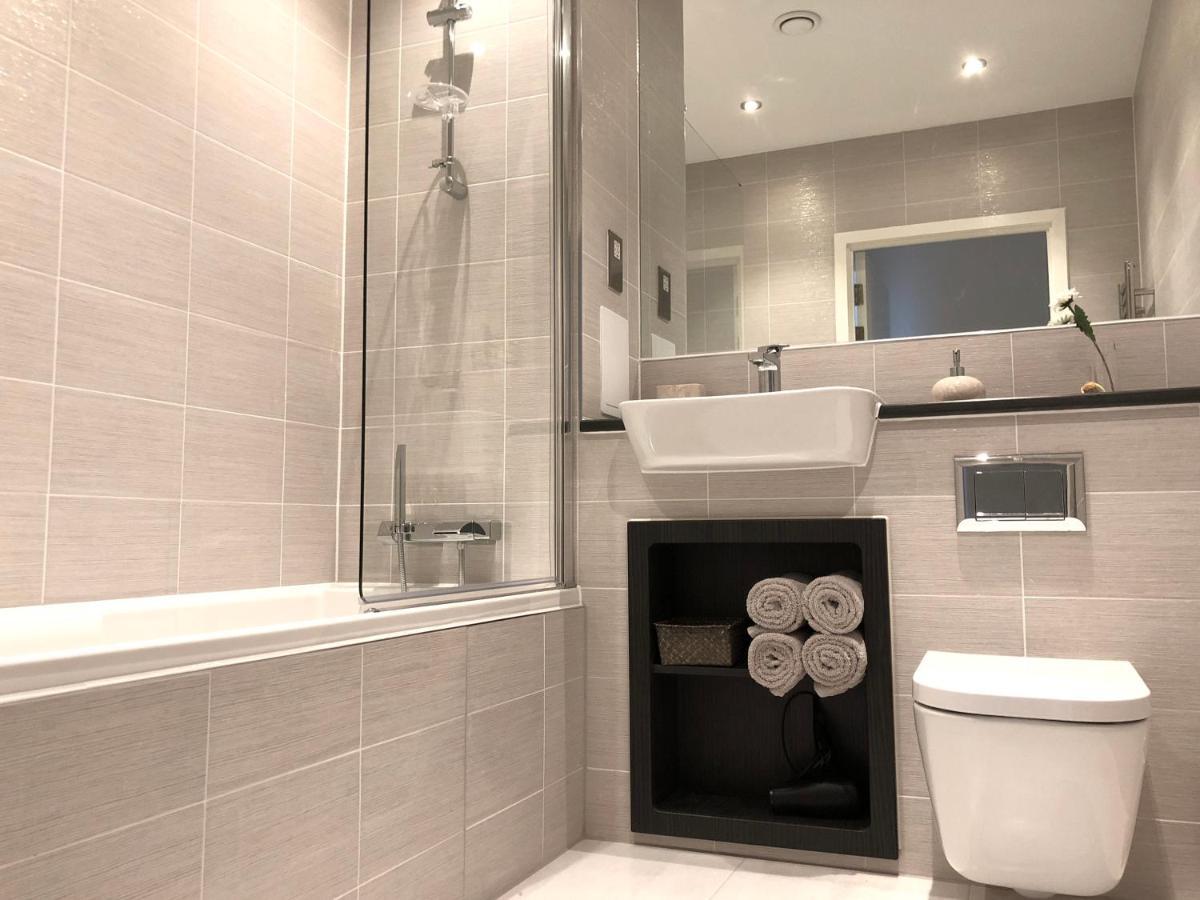 Panoramic Park And City Penthouses Retreat 런던 외부 사진