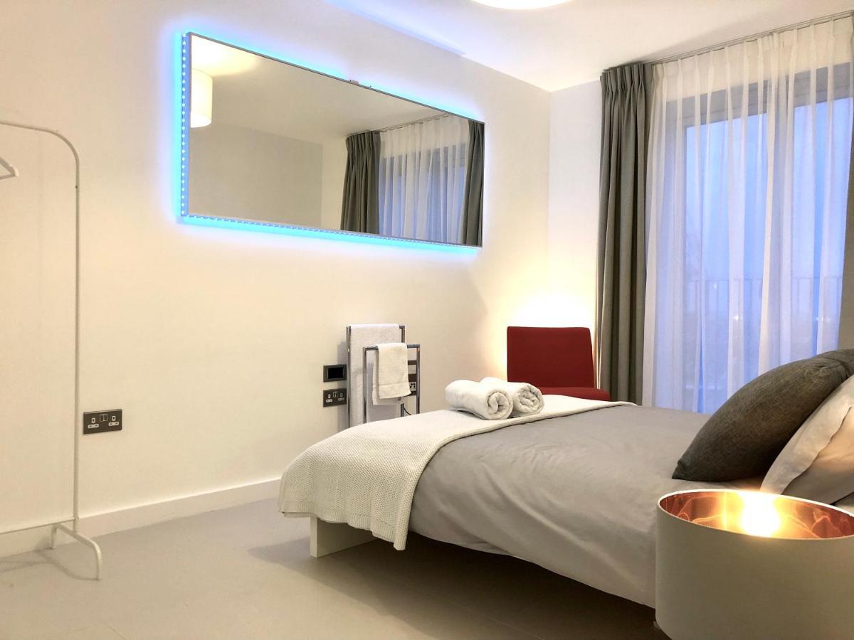 Panoramic Park And City Penthouses Retreat 런던 외부 사진