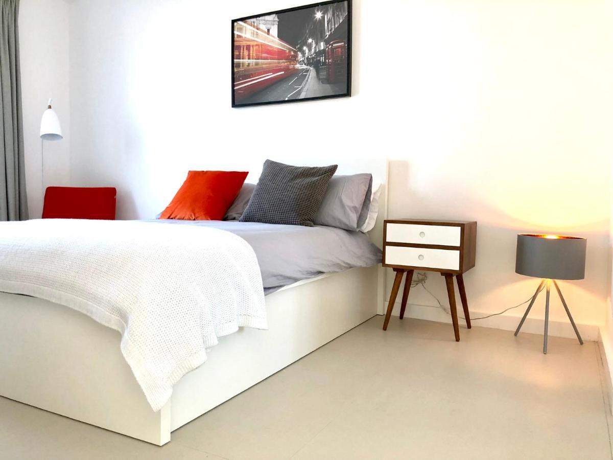 Panoramic Park And City Penthouses Retreat 런던 외부 사진