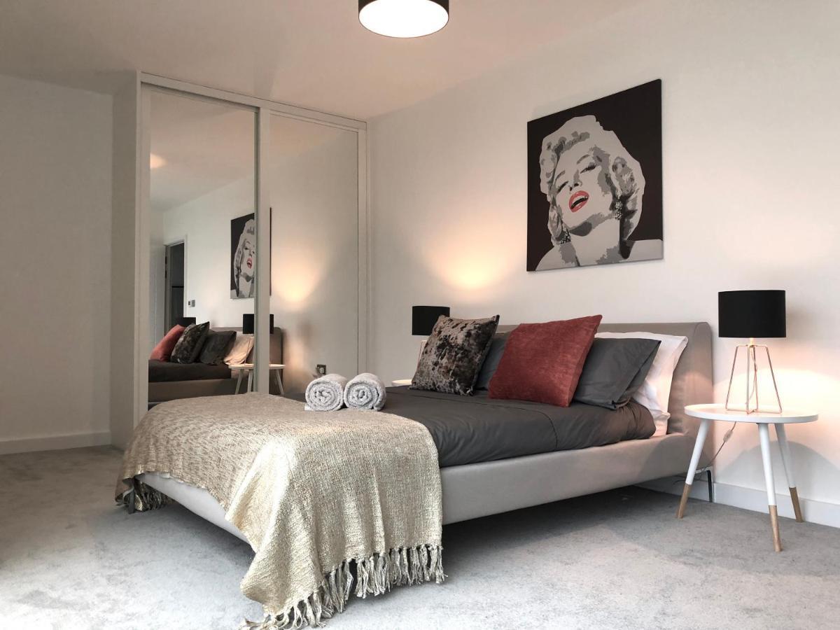 Panoramic Park And City Penthouses Retreat 런던 외부 사진
