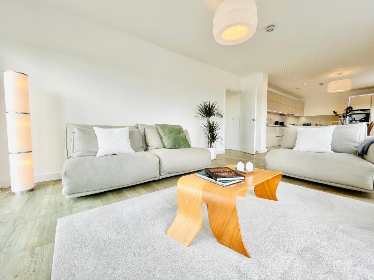 Panoramic Park And City Penthouses Retreat 런던 외부 사진