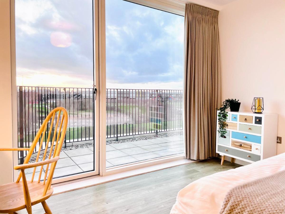 Panoramic Park And City Penthouses Retreat 런던 외부 사진