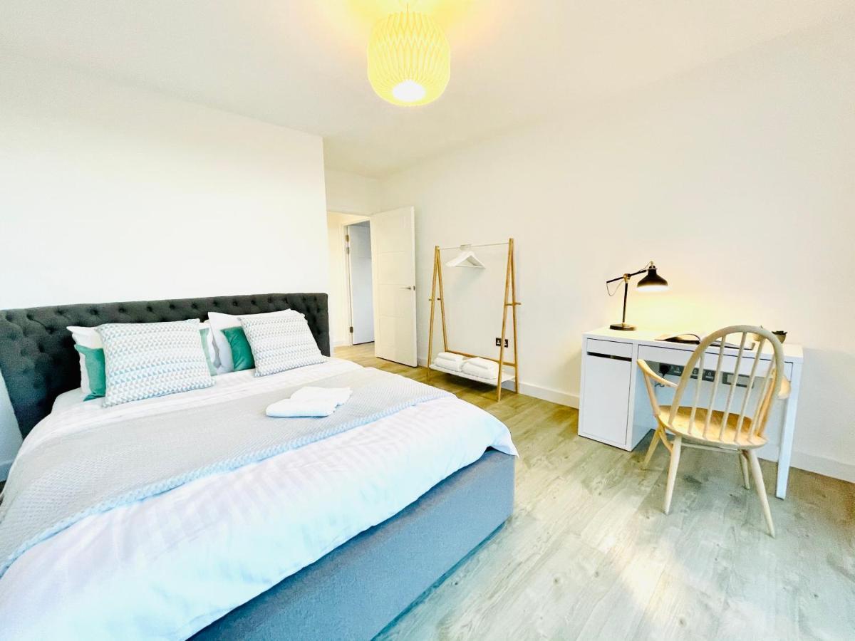 Panoramic Park And City Penthouses Retreat 런던 외부 사진