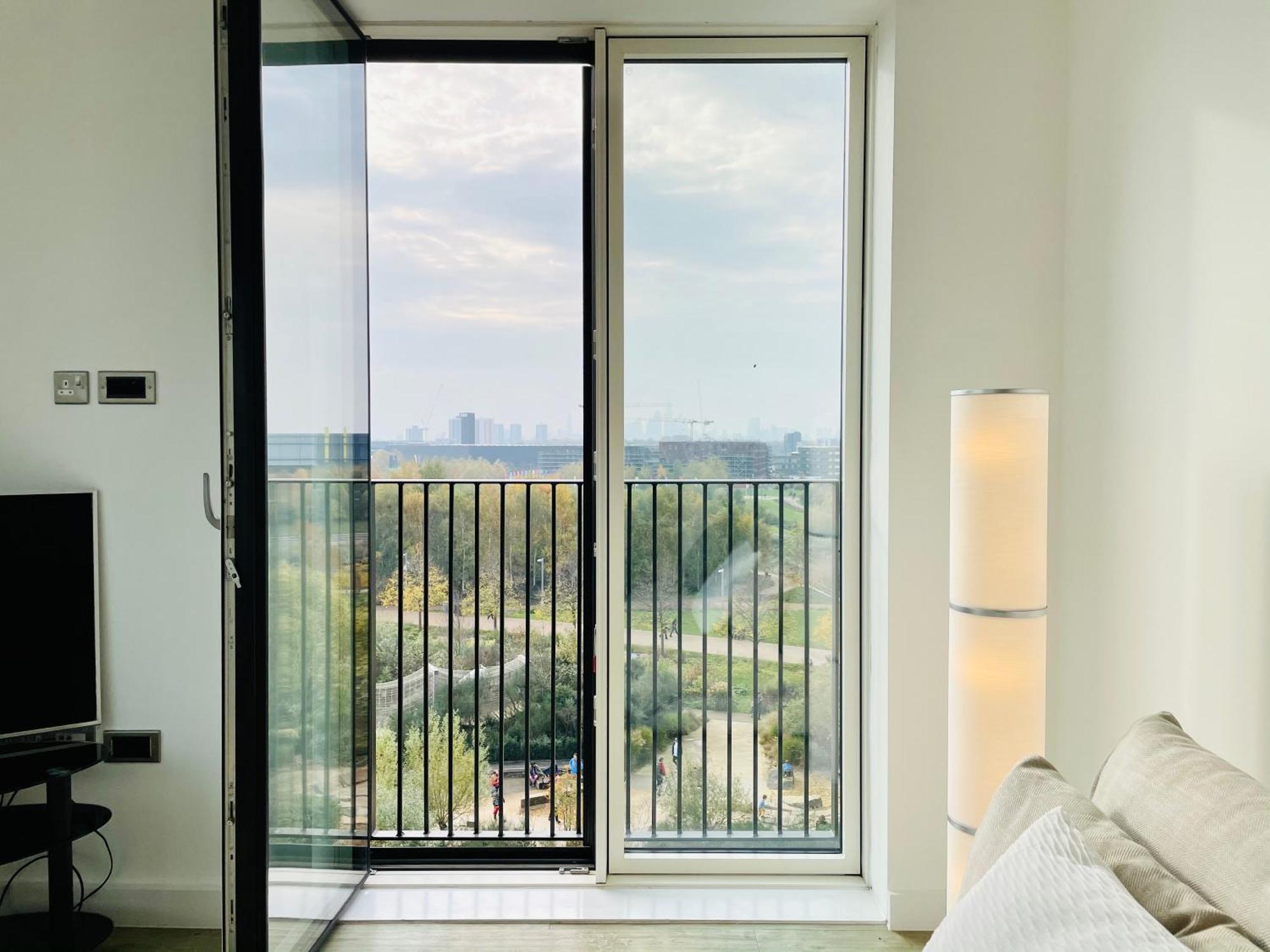 Panoramic Park And City Penthouses Retreat 런던 객실 사진