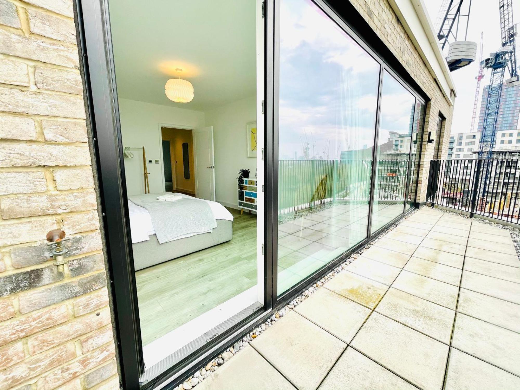 Panoramic Park And City Penthouses Retreat 런던 객실 사진
